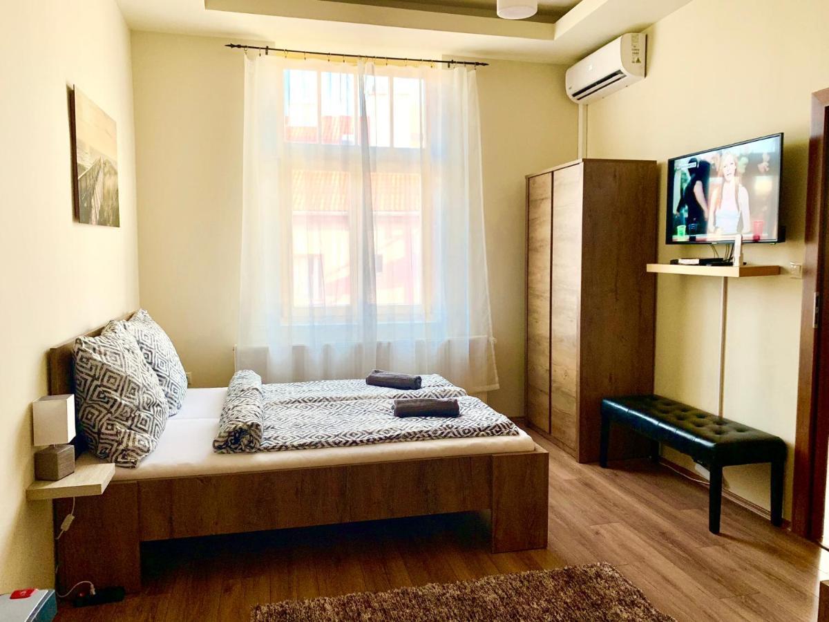 A Vendeghaz Hotel Miskolc Ngoại thất bức ảnh