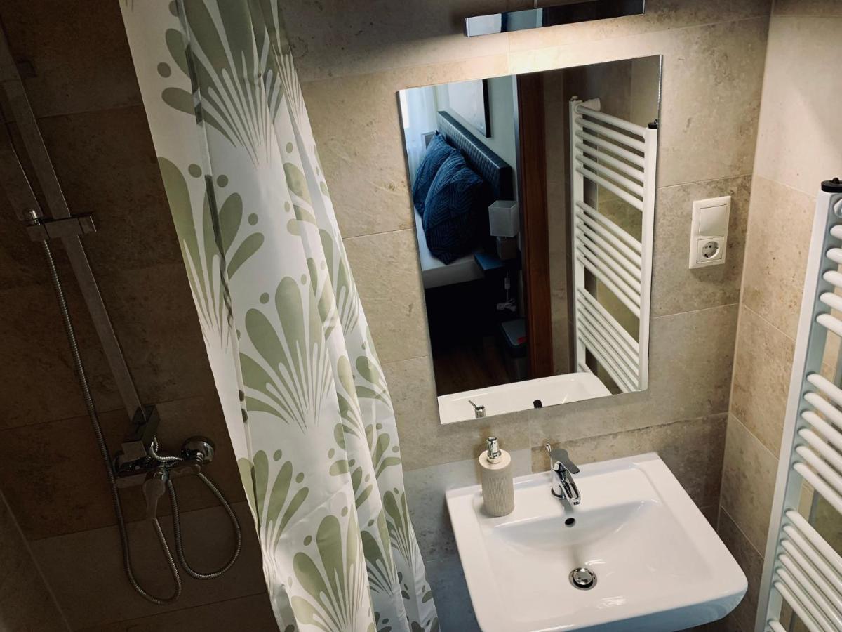 A Vendeghaz Hotel Miskolc Ngoại thất bức ảnh