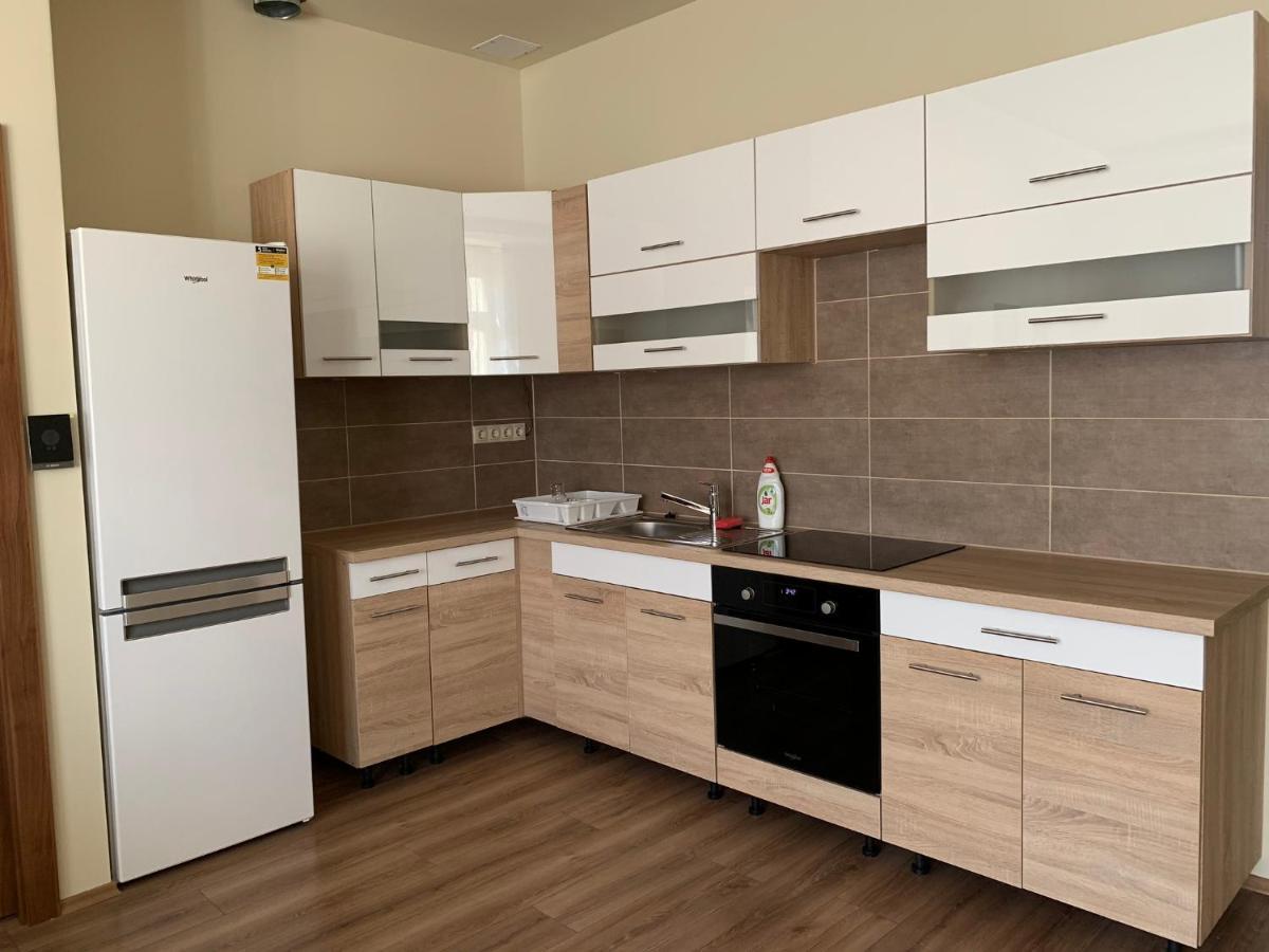 A Vendeghaz Hotel Miskolc Ngoại thất bức ảnh