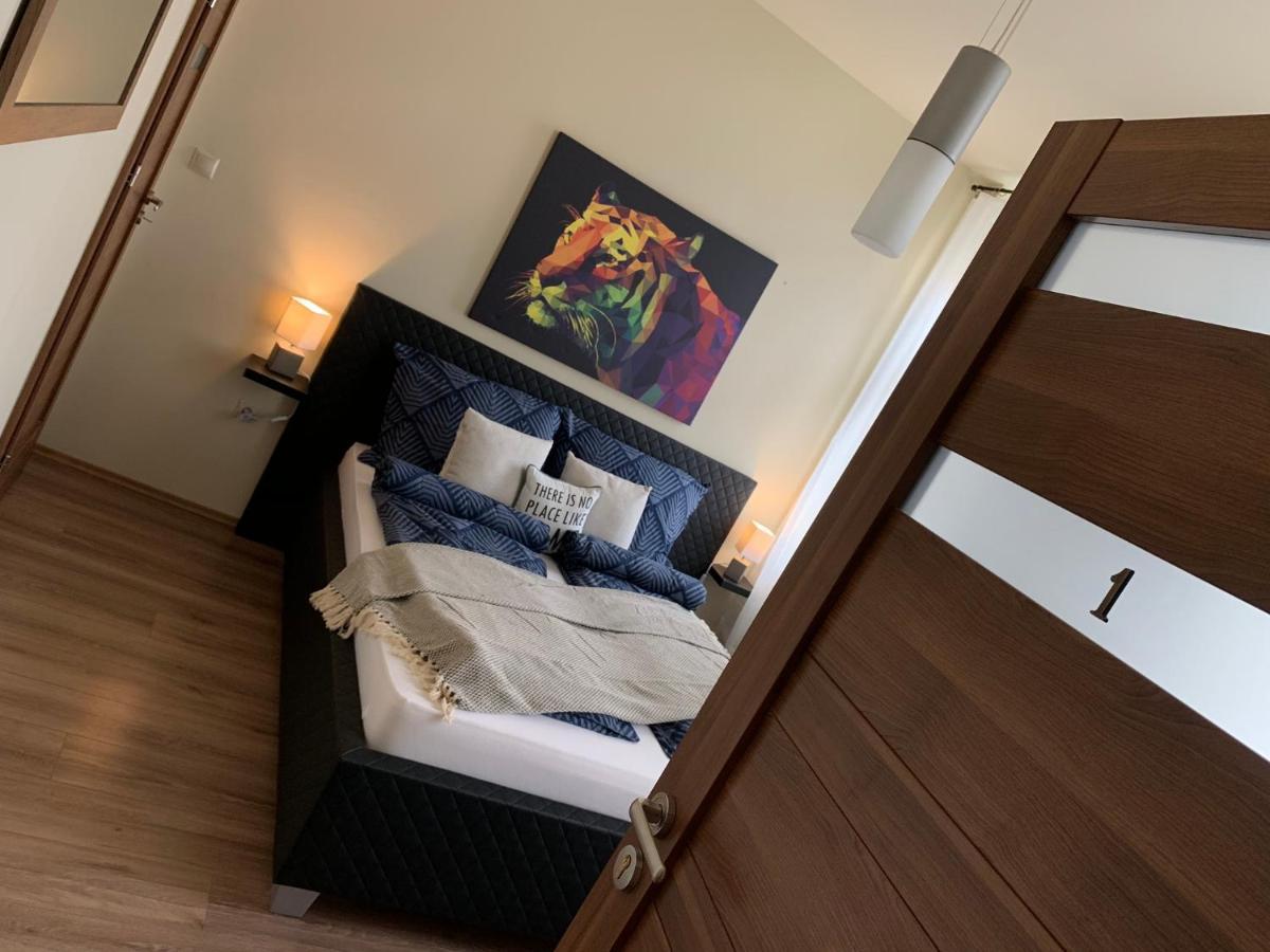 A Vendeghaz Hotel Miskolc Ngoại thất bức ảnh